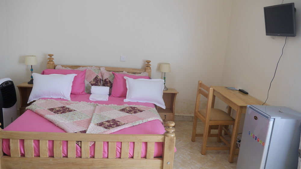 La Feve Beach Bed And Breakfast Hotel عنتيبي المظهر الخارجي الصورة